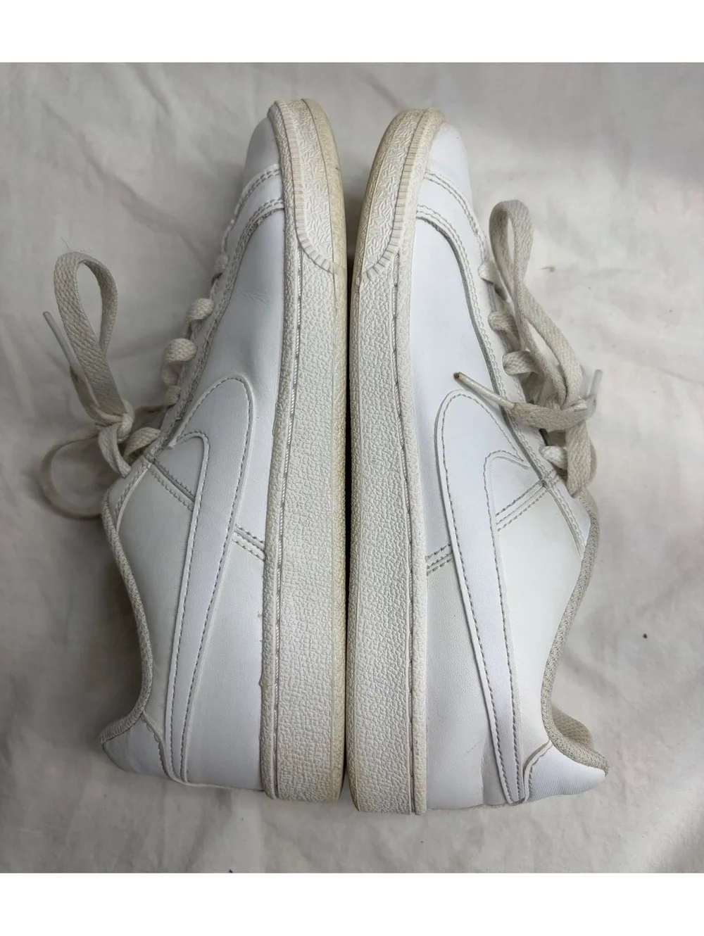 Nike Court Royale 2 Low White Leather Sneakers Women’s Size 7 Classic